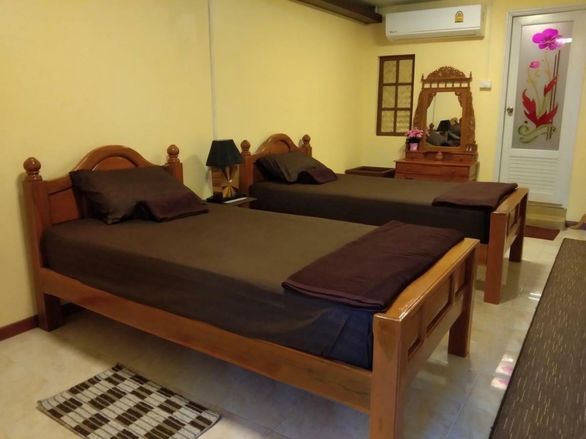 Ruan Ben Ja Don Mueang,Bangkok Hostel Banguecoque Exterior foto